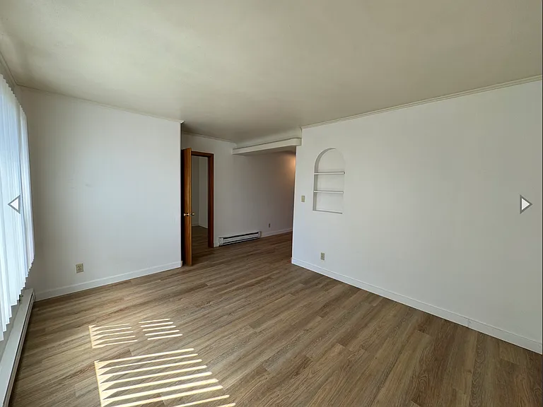 1806 W Pacific Ave — Photo 4