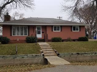 106 5th Ave NW, Clark, SD 57225