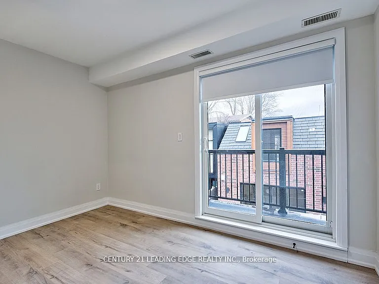53 Boon Ave #3 — Photo 8