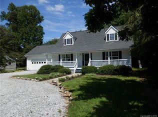 114 Brooklyn Ave, Hendersonville, NC 28792