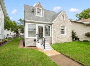 2421 14th Ave, Moline, IL 61265