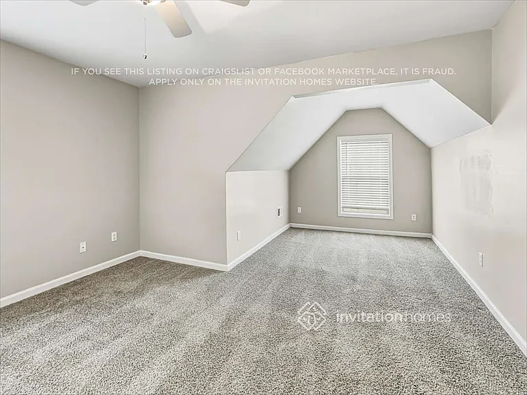 112 Brookvalley Xing — Photo 13
