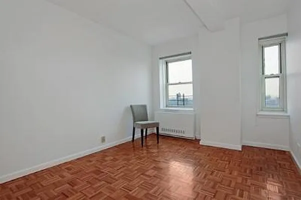 Sold by Corcoran | media 29