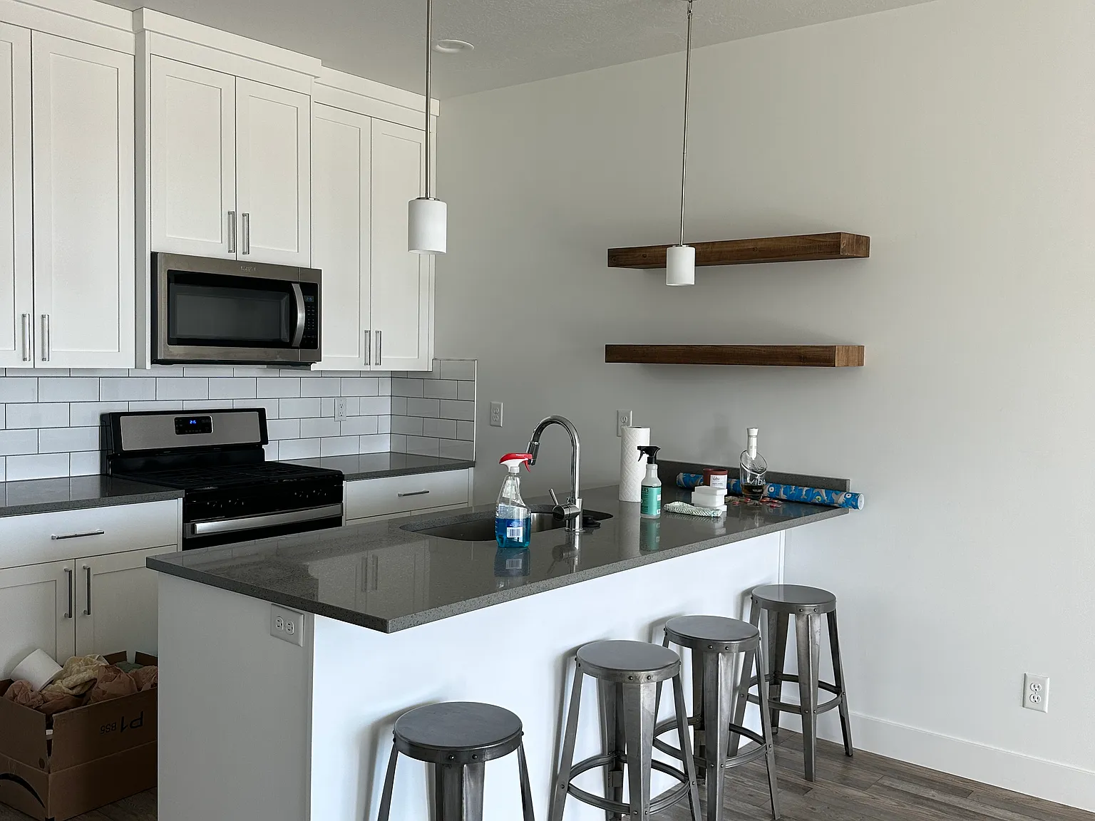 2203 N 525 W — Photo 4