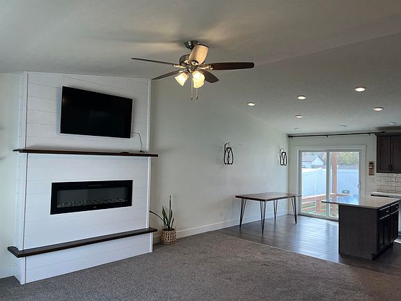 5th image of 3412 W Ave