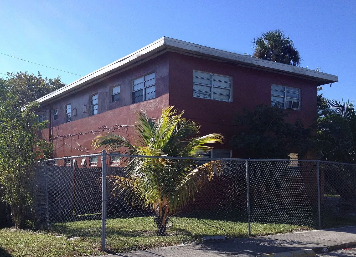 2750 Sw 2 St - Comm 8 — Photo 2
