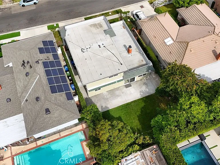6215 Hesperia Ave — Photo 40