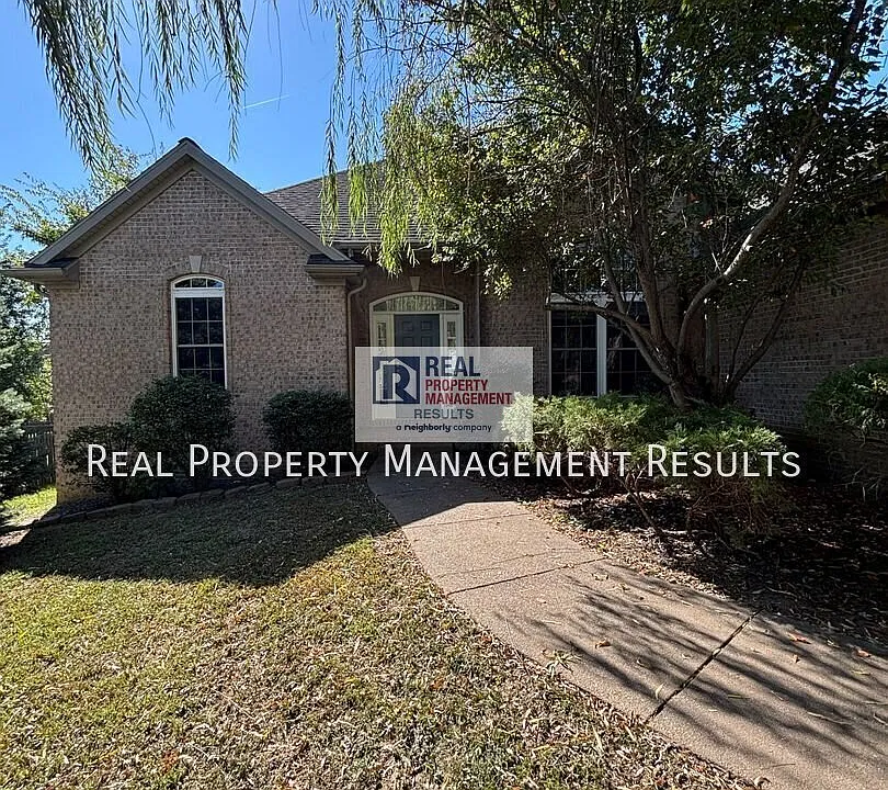 2539 Beaumont Dr