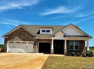 101 Cowdray Cir, Toney, AL 35773