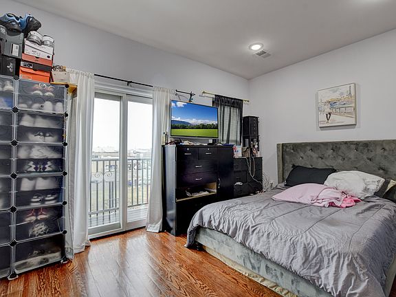 5th image of 95 W 18th St #2