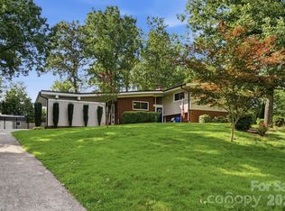 1656 Eastwood Dr, Kannapolis, NC 28083