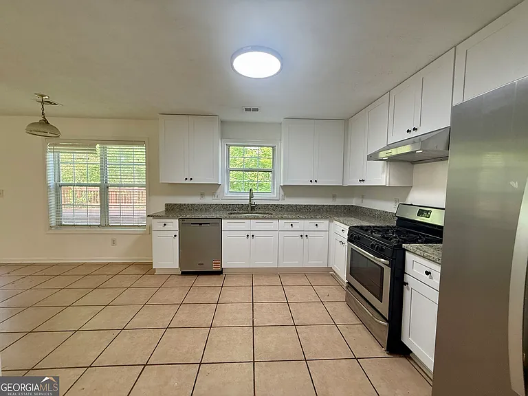 2700 Woodbine Hill Way — Photo 7