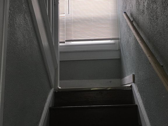2nd image of 2820 1/2 N Park Ave
