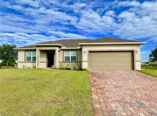 323 NW 20th Ter, Cape Coral, FL 33993
