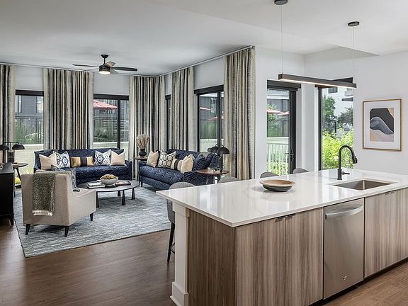 atlanticstation_interior_livingkitchen_0021