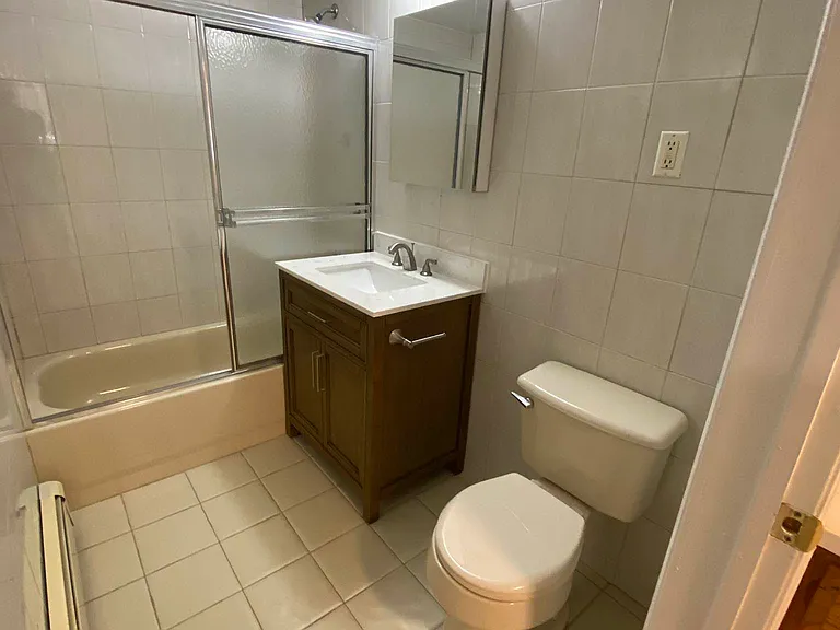 84-17 Lander St #1A — Photo 4
