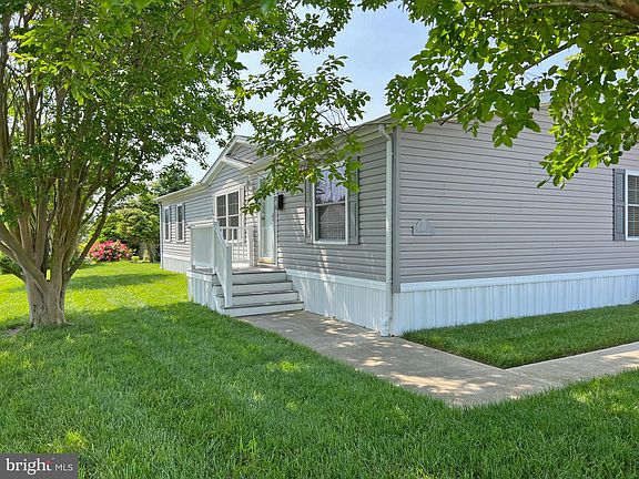 2nd image of 23 Whitehaven Way #59