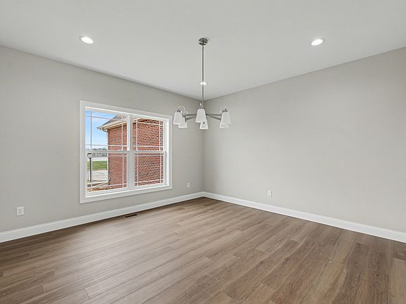 5th image of 3020 Beringer Cir