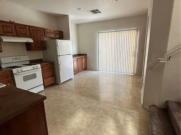 3rd image of 6186 Pacific Dogwood Ave #0