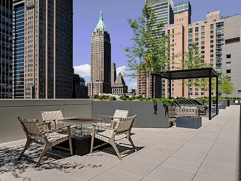 160 Water St #3K — Photo 7