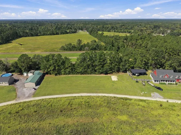 1056 Witherbee Rd, Moncks Corner, SC 29461