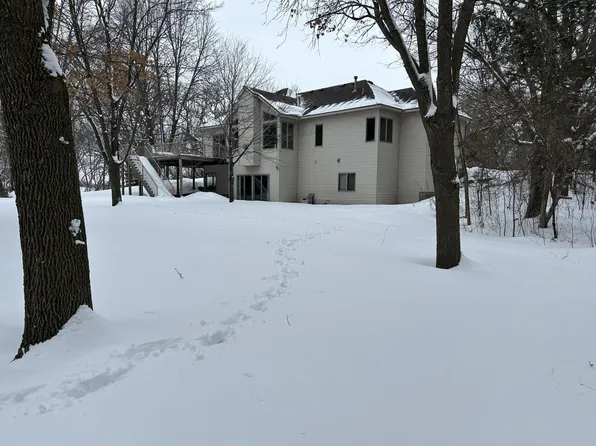 12075 Creekridge Ln, Chaska, MN 55318