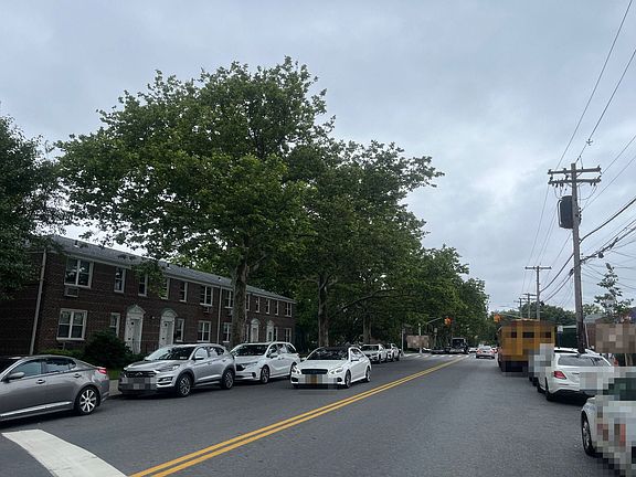 4th image of 5818 Avenue T
