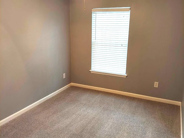 3680 E Creswick Cir — Photo 8