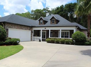 23211 Oak Cluster Dr, Sorrento, FL 32776