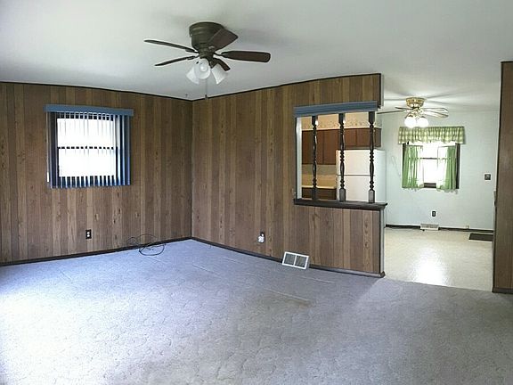 3rd image of 3301 Jacqueline Dr
