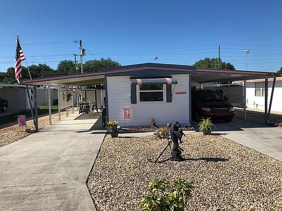 3rd image of 2701 San Francisco Ln