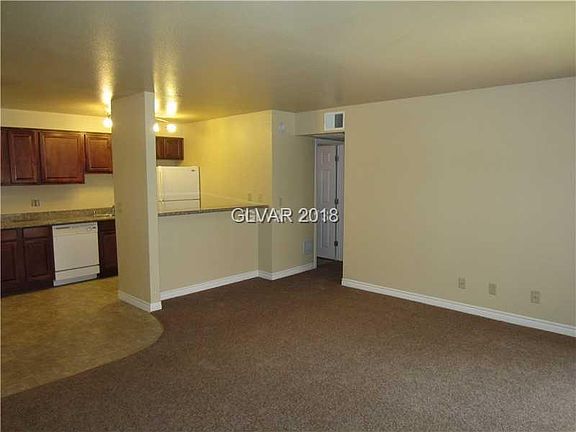 4th image of 4460 Sandy River Dr Unit 52