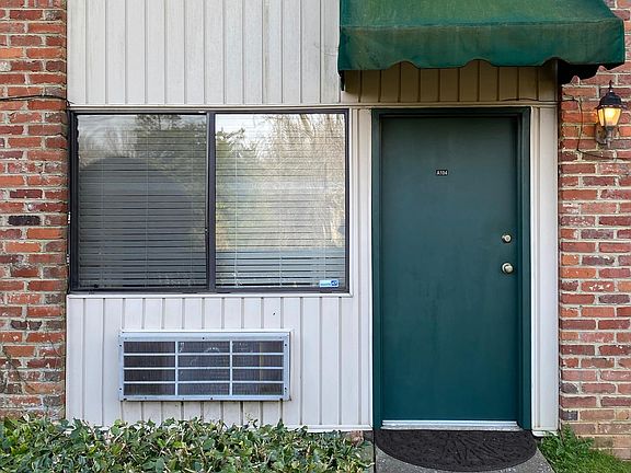 2nd image of 2718 Painter Ave APT A104