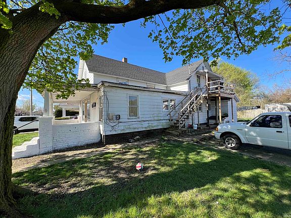 2nd image of 433 N 1st St