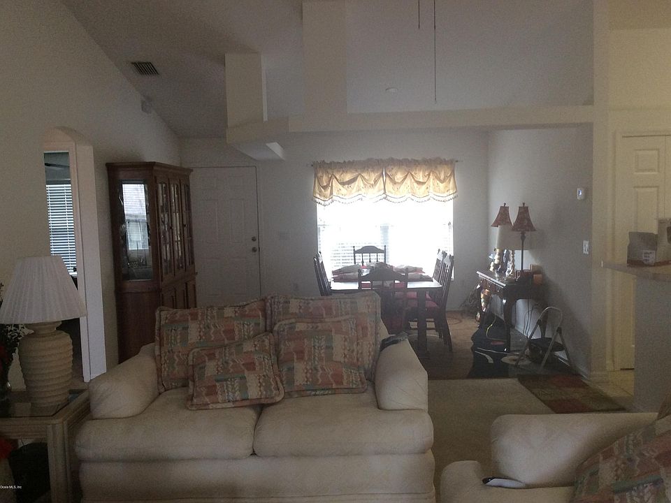 1st image of 7 Fir Trail Dr