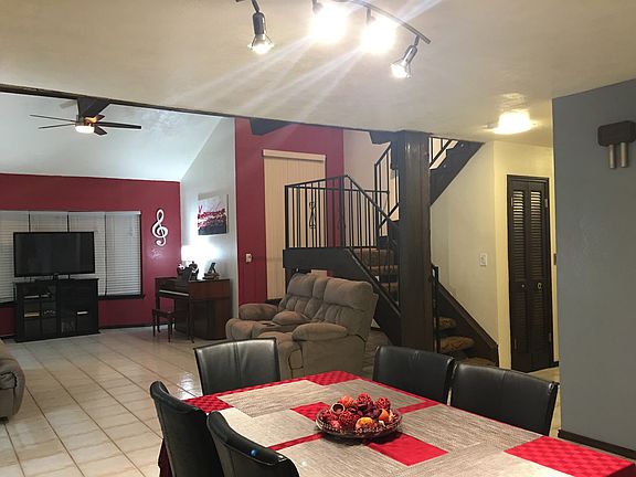 Living Room/Dining Room