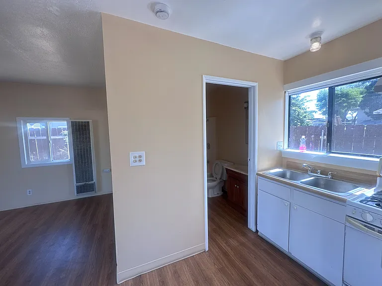 3288 New Jersey Ave — Photo 5