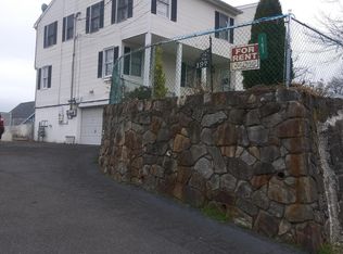 197 Burnsford Ave #2, Bridgeport, CT 06606