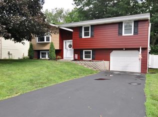 26 Maplewood Dr, Binghamton, NY 13901