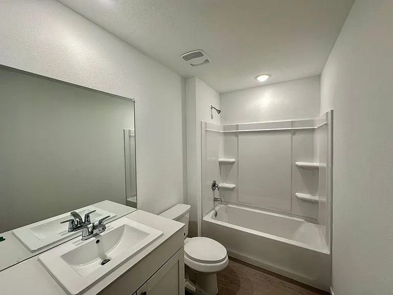 1513 Good Prairie Ave — Photo 9