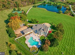 16105 Old Waterford Rd, Paeonian Springs, VA 20129