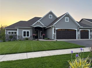 4739 S Oakwood Hills Pkwy, Eau Claire, WI 54701