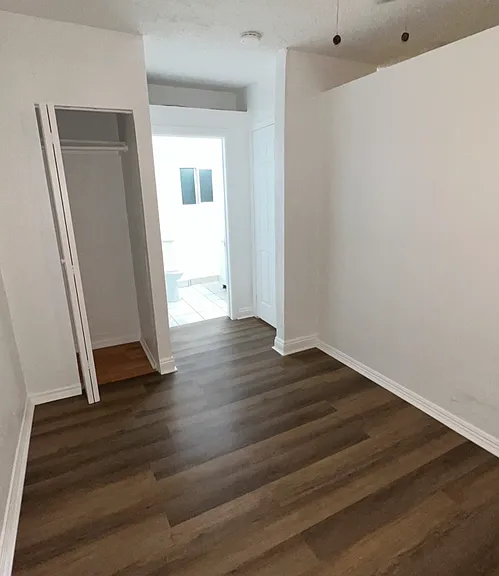3958 S Normandie Ave #C — Photo 2