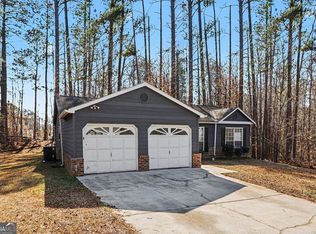 220 Westcliffe Ct, Atlanta, GA 30349