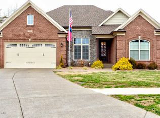 7800 Meadow Breeze Ct, Louisville, KY 40291