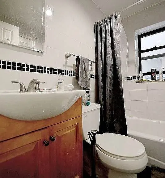 154 Allen St #3 — Photo 9