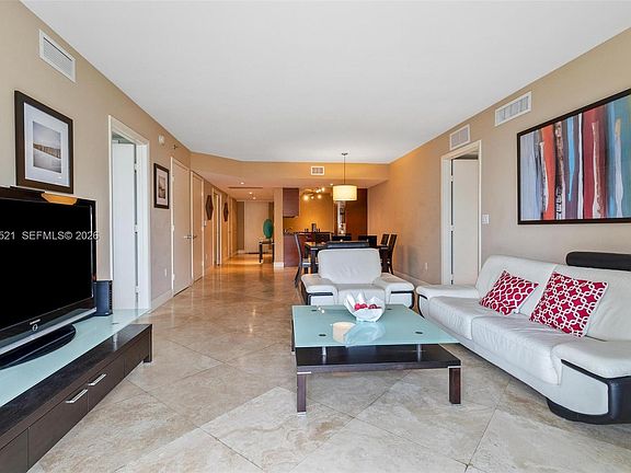 4th image of 1800 S Ocean Dr APT 608