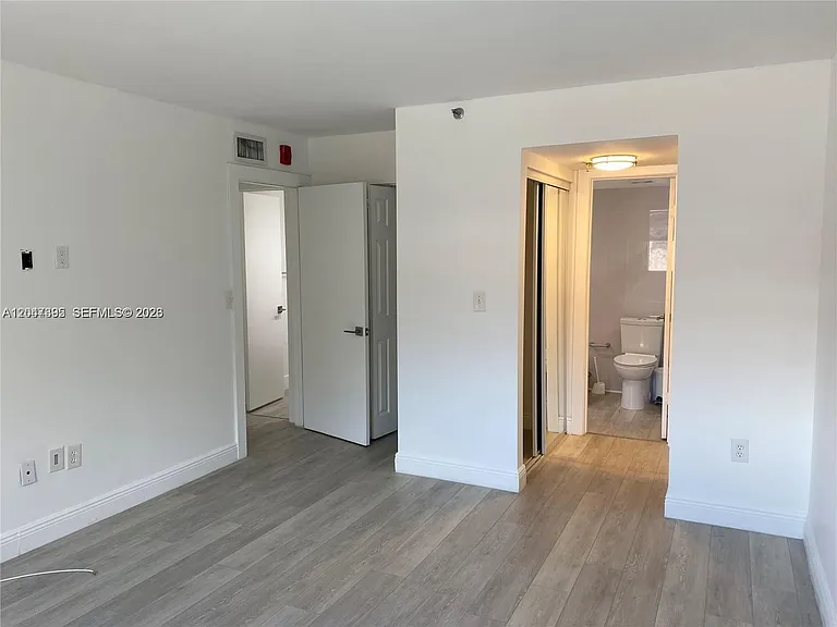 911 E Ponce De Leon Blvd #301 — Photo 14