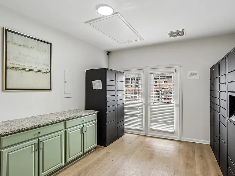 ReNew Chastain — Photo 48