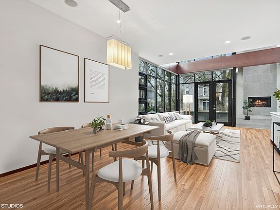 4th image of 2611 N Magnolia Ave